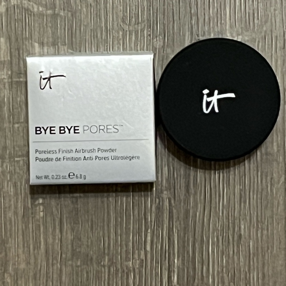 NWT IT Bye Bye Pores Translucent Powder .23 oz